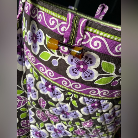 Very Bradley Plum Petals Tote bag EUC - Picture 3 of 11